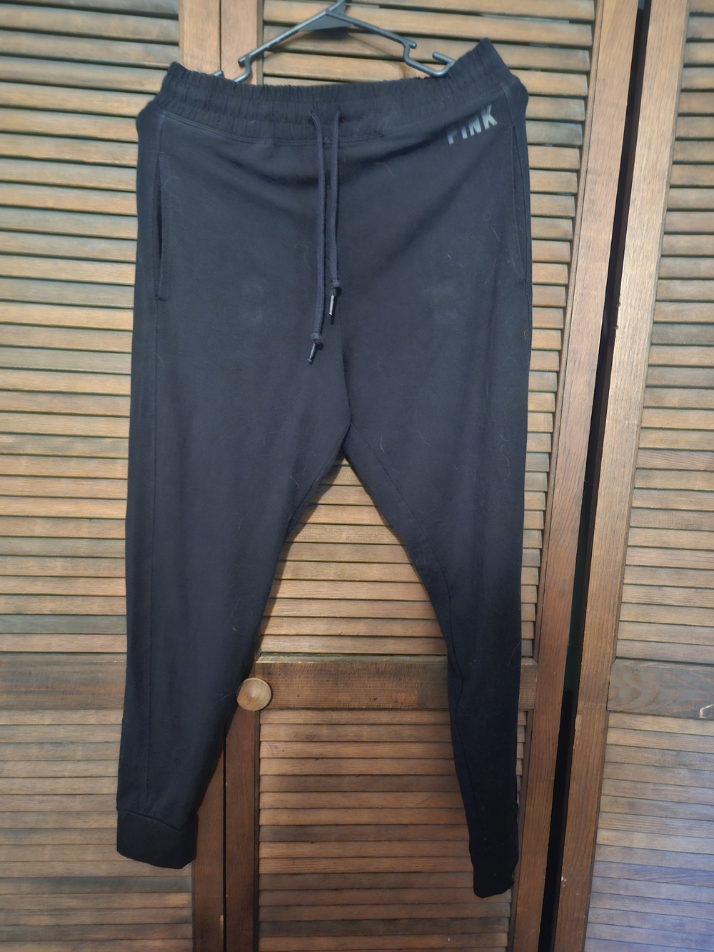 PINK Victoria's Secret Black Slim Cuffed Joggers Size Large Womens